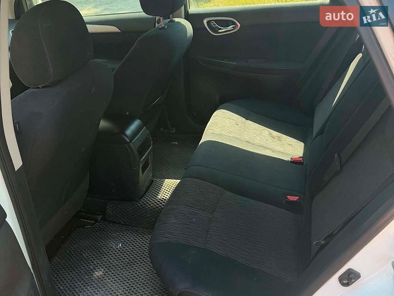 Nissan Sentra 2013