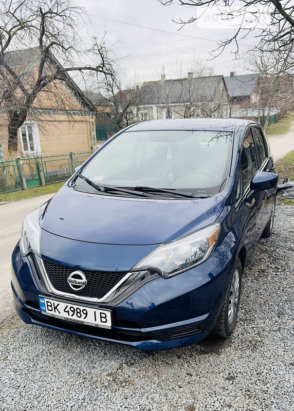 Nissan Versa 2018