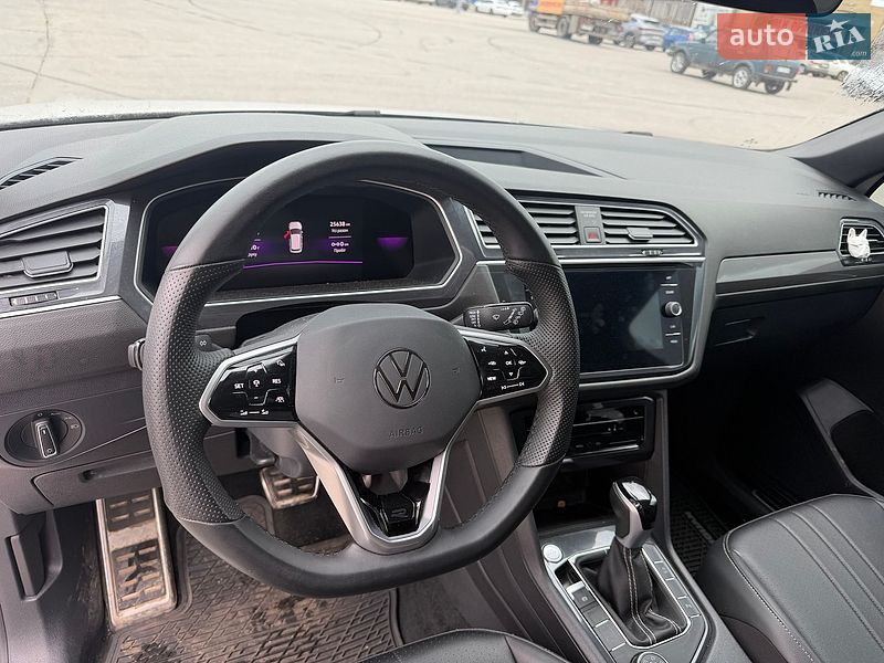 Volkswagen Tiguan 2024