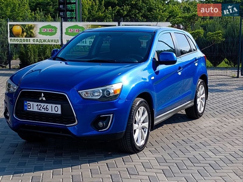 Mitsubishi Outlander Sport 2015