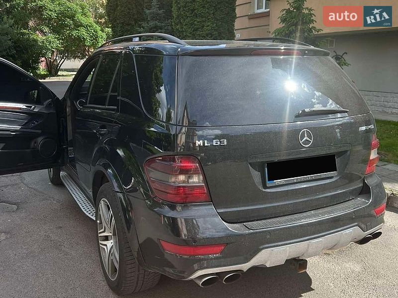 Mercedes-Benz M-Class 2008