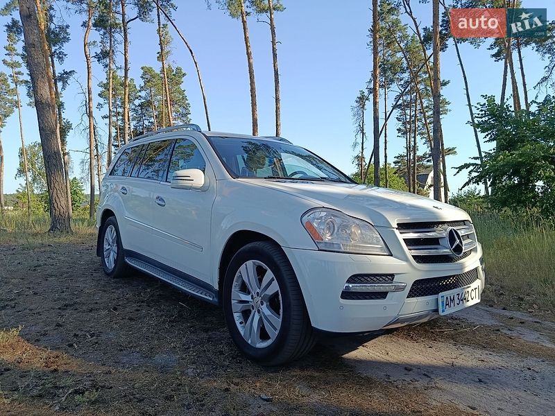 Mercedes-Benz GL-Class 2010