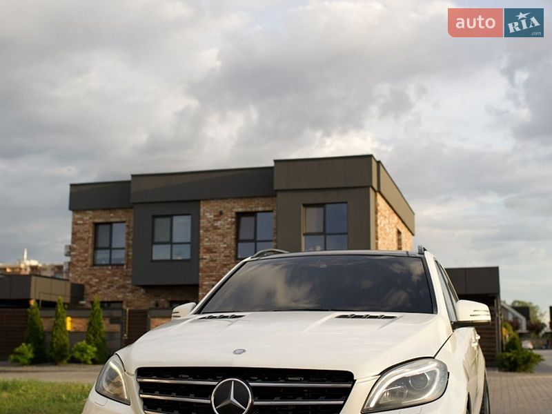 Mercedes-Benz M-Class 2012