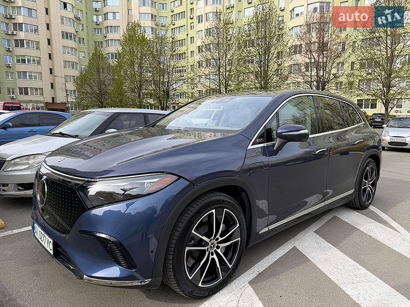 Mercedes-Benz EQS SUV 2023