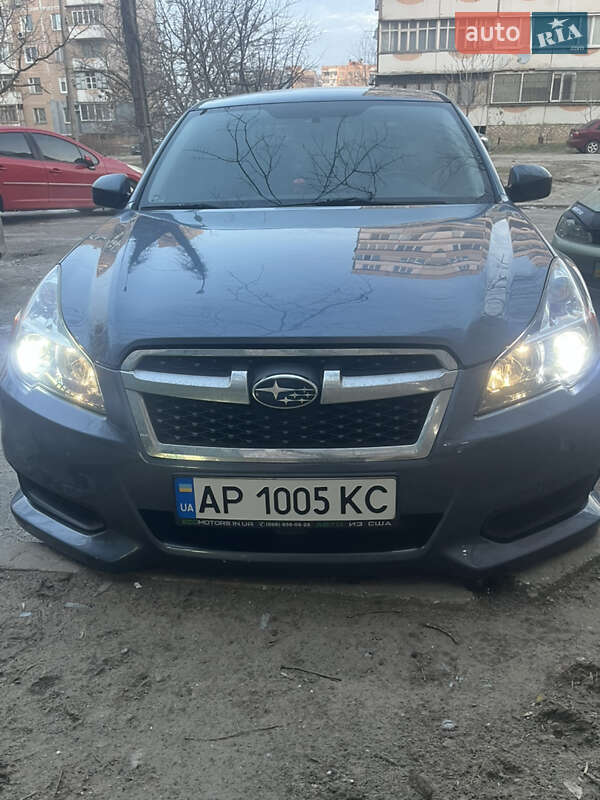 Subaru Legacy 2013