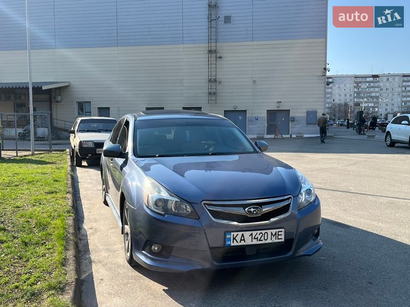 Subaru Legacy 2014