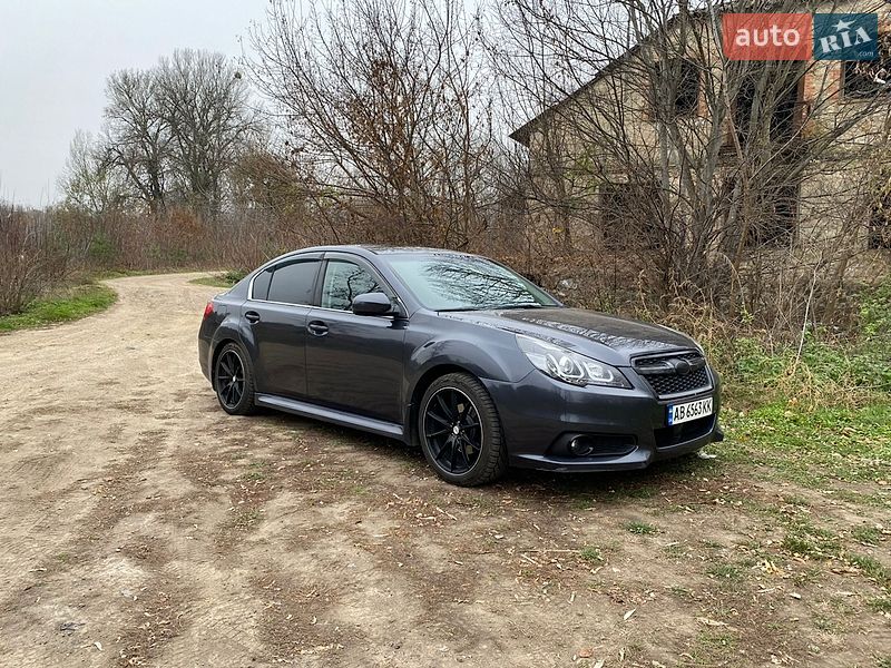 Subaru Legacy 2013