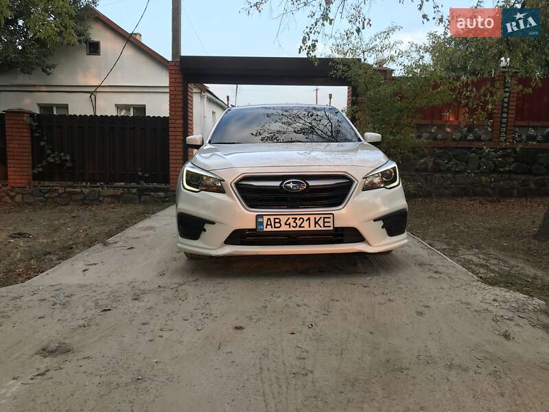 Subaru Legacy 2015