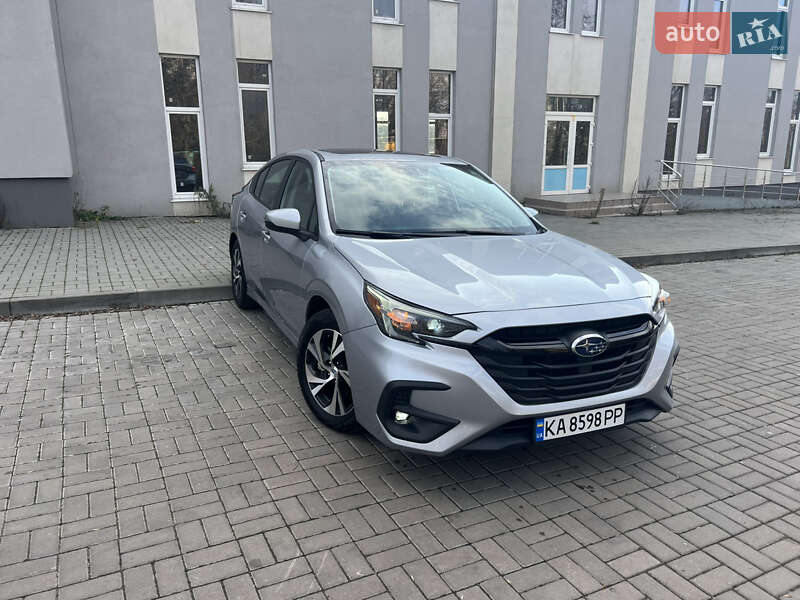 Subaru Legacy 2024