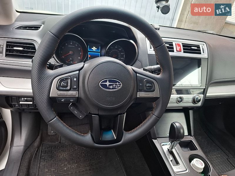 Subaru Outback 2015