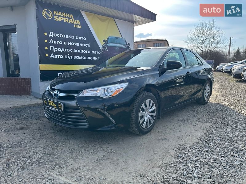 Toyota Camry 2017
