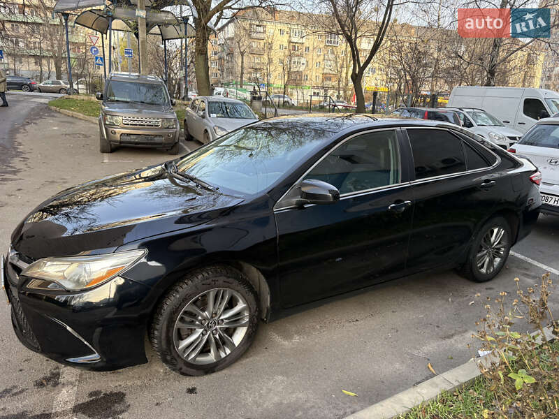 Toyota Camry 2015