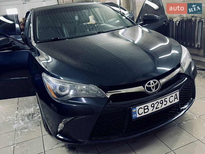 Toyota Camry 2016