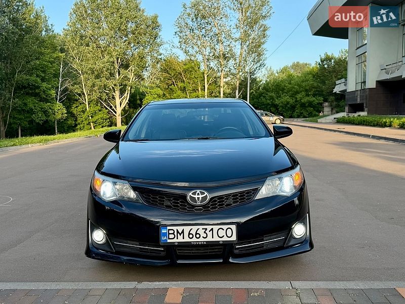Toyota Camry 2011
