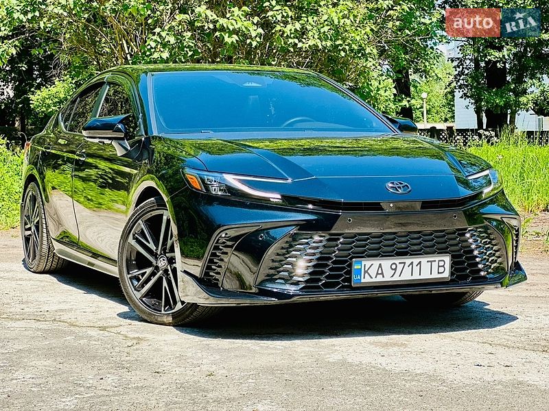 Toyota Camry 2024