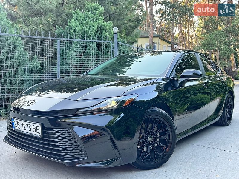 Toyota Camry 2024