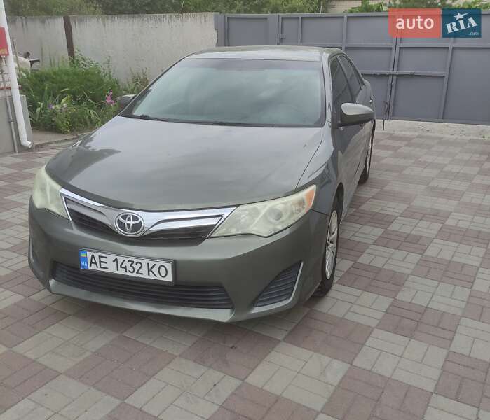 Toyota Camry 2013