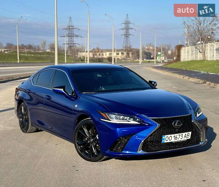 Lexus ES 2022