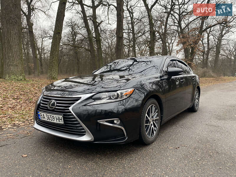 Lexus ES 2017