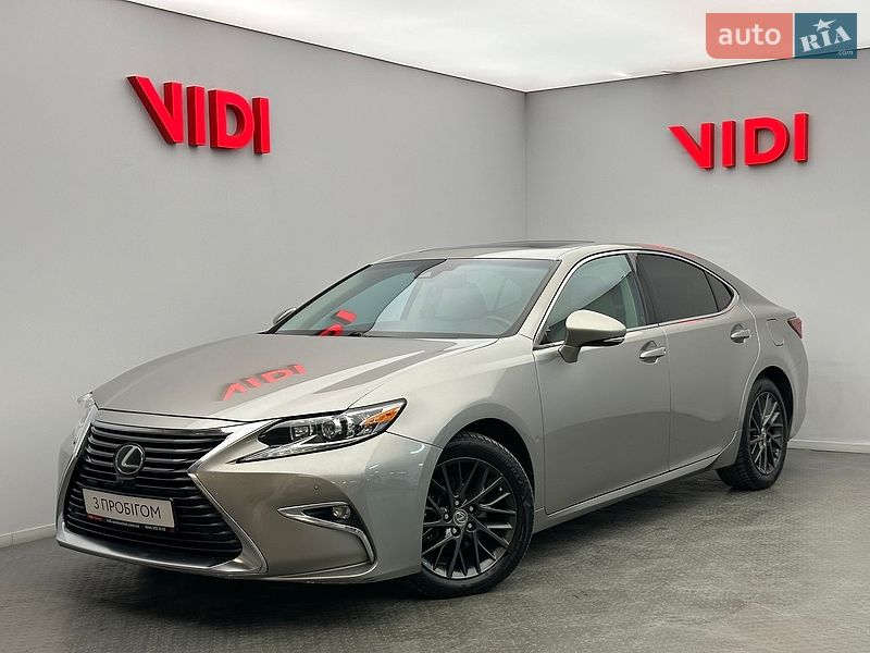 Lexus ES 2018