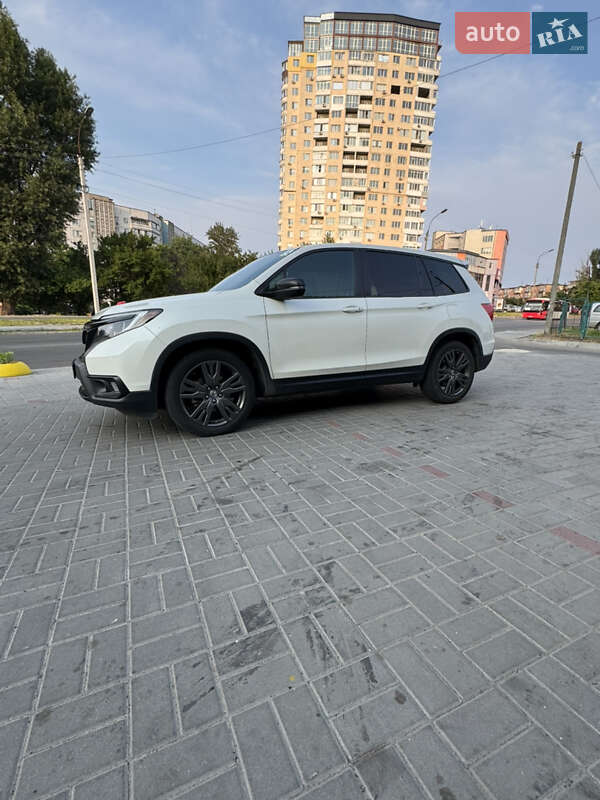 Honda Passport 2019