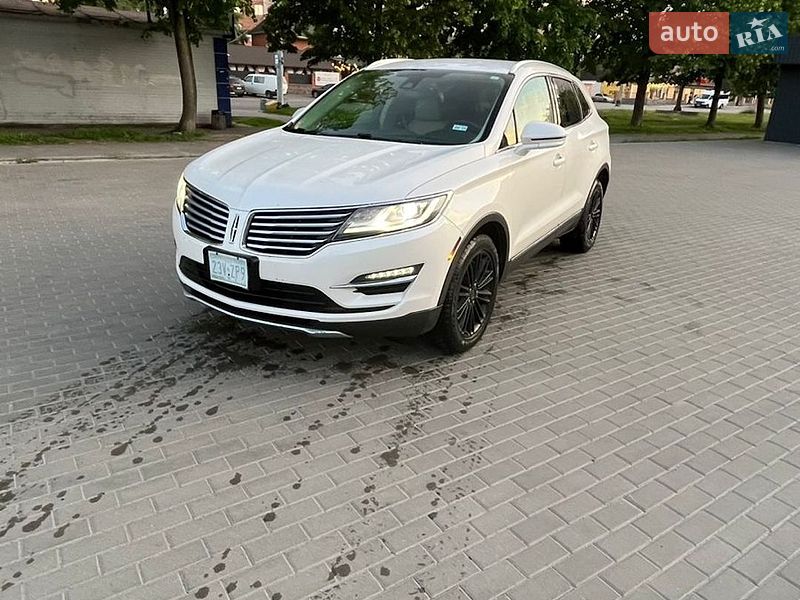 Lincoln MKC 2017
