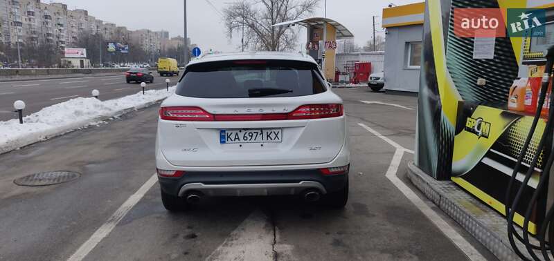 Lincoln MKC 2017