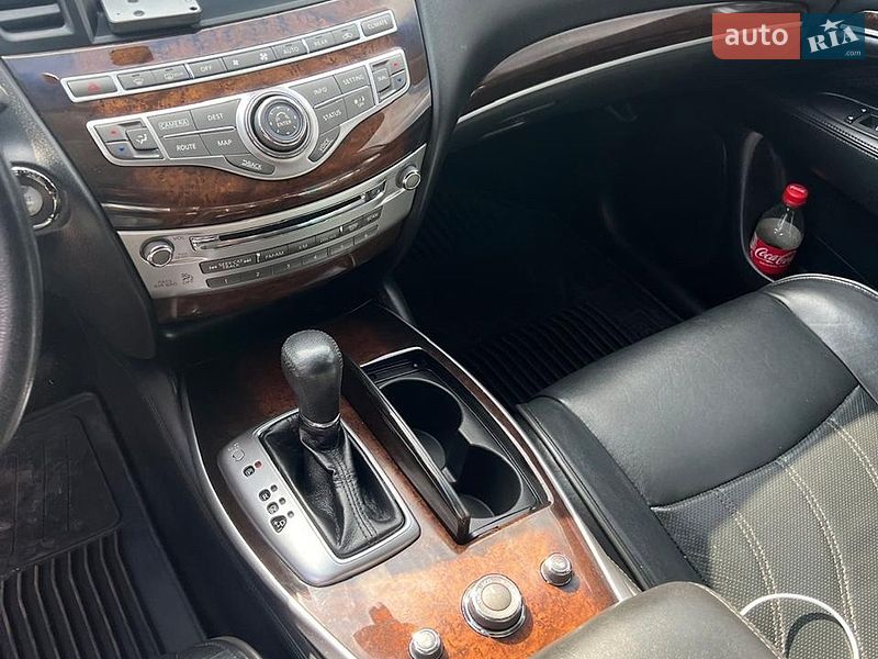 Infiniti JX35 2013
