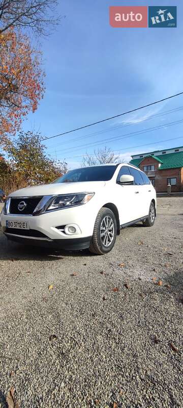 Nissan Pathfinder 2015