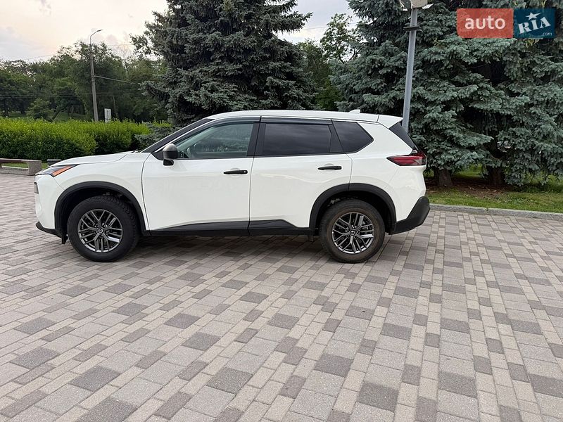 Nissan Rogue 2021