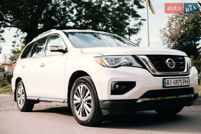 Nissan Pathfinder 2019