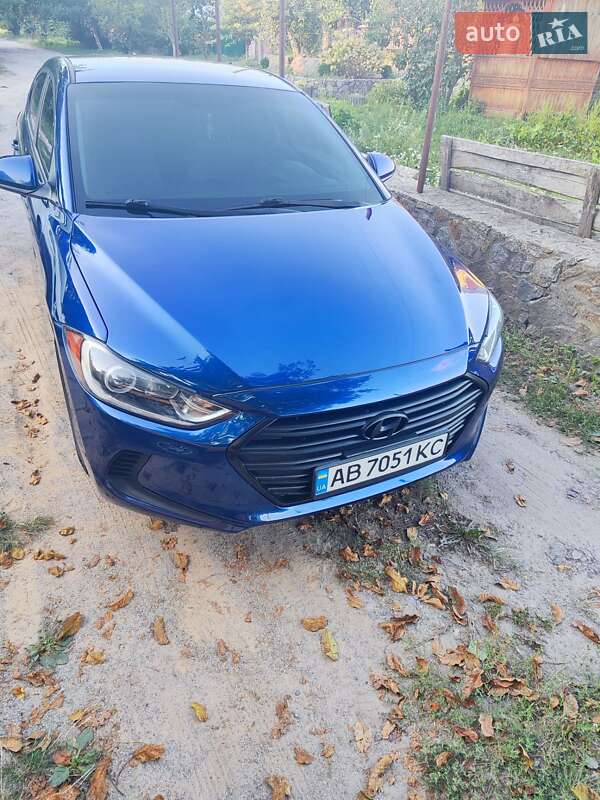 Hyundai Elantra 2017