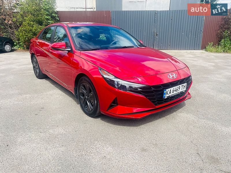 Hyundai Elantra 2023