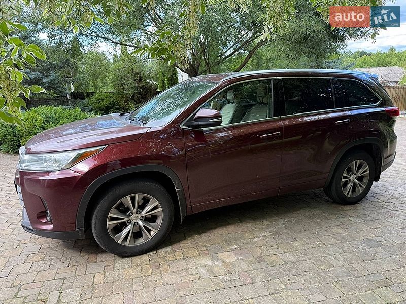 Toyota Highlander 2017