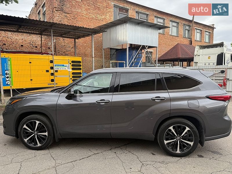 Toyota Highlander 2022