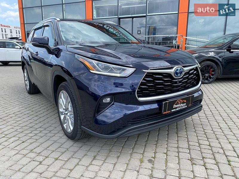 Toyota Highlander 2020