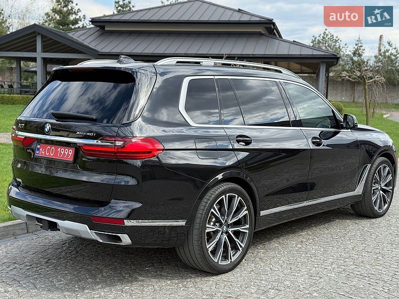 BMW X7 2021