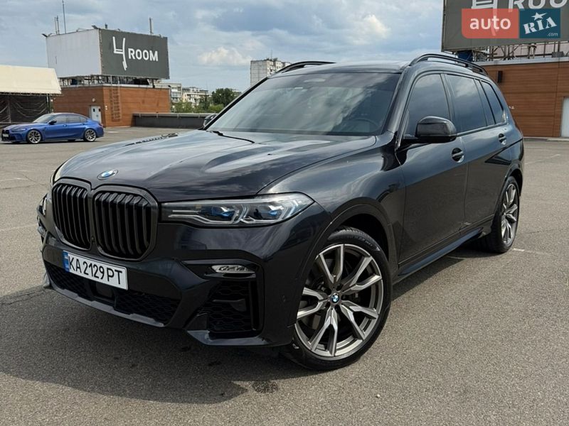 BMW X7 2021