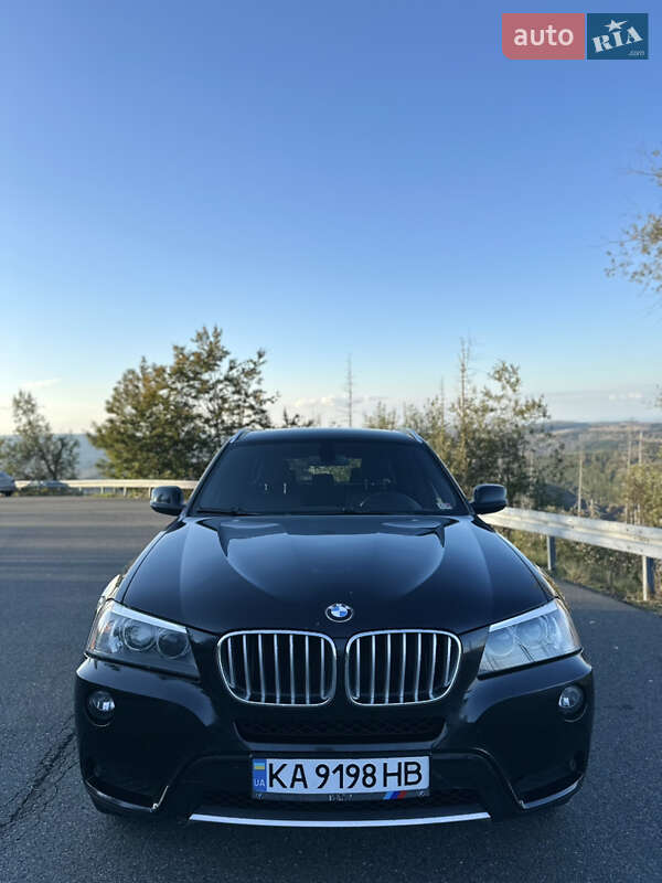 BMW X3 2011