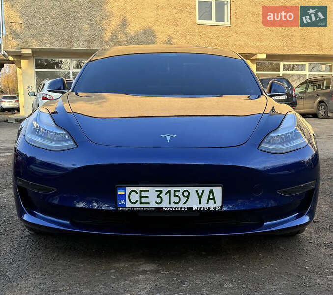 Tesla Model 3 2020