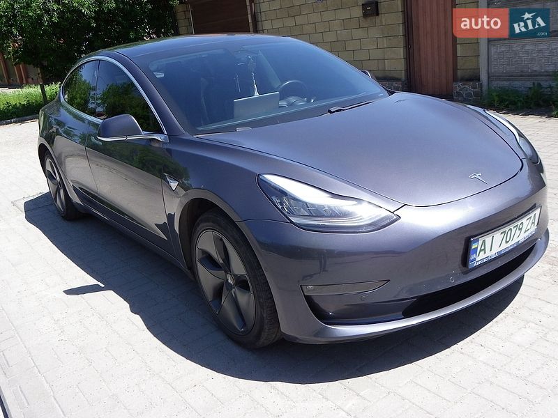 Tesla Model 3 2019
