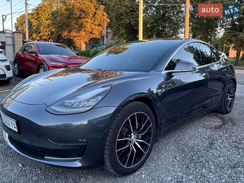 Tesla Model 3 2018