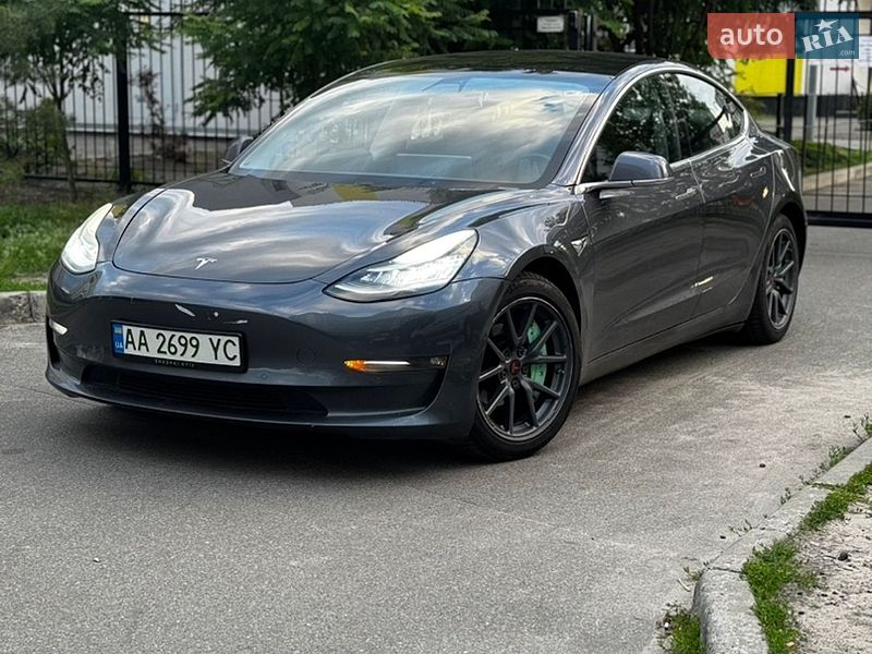 Tesla Model 3 2018