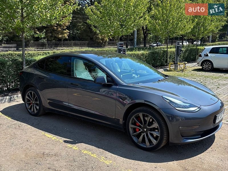 Tesla Model 3 2018