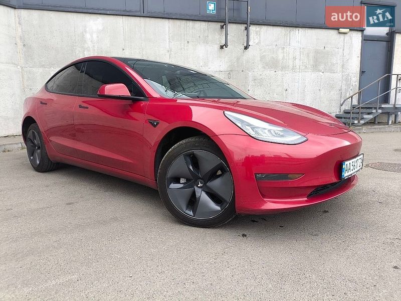 Tesla Model 3 2018