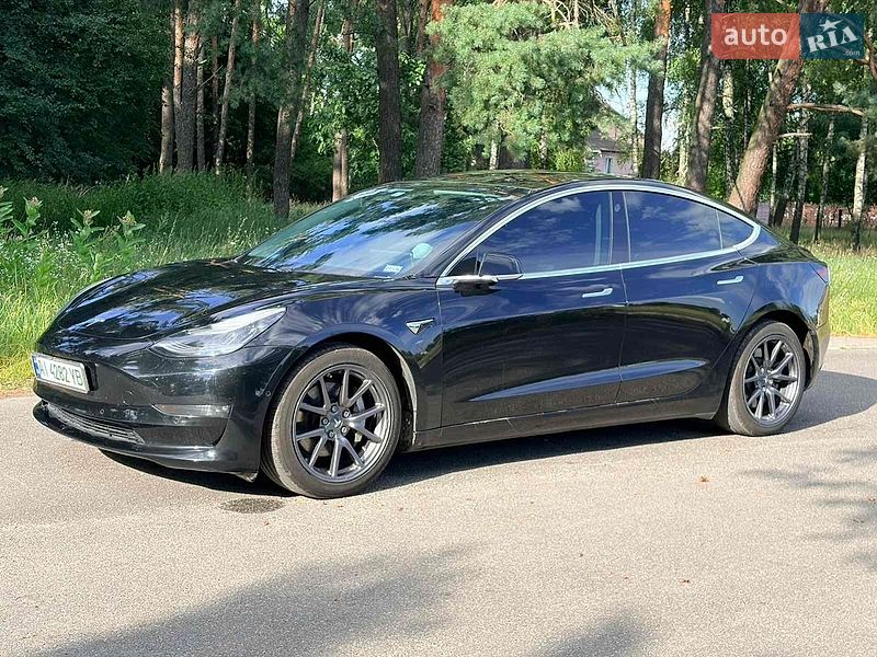 Tesla Model 3 2018