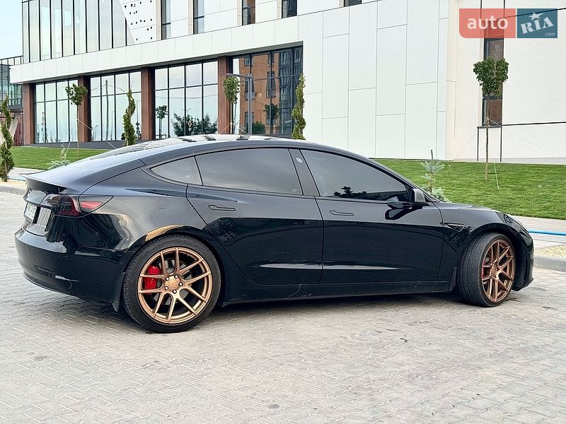 Tesla Model 3 2018