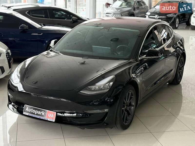 Tesla Model 3 2019