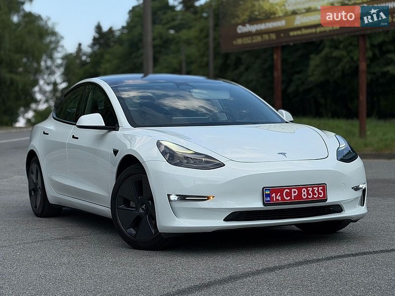 Tesla Model 3 2023