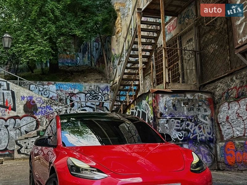 Tesla Model 3 2022